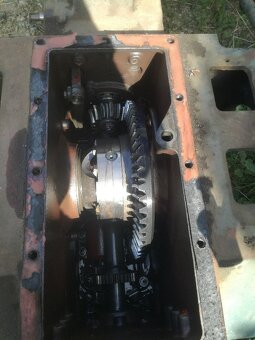 Převodovka na Zetor 4011 - 2