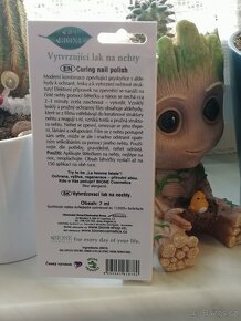 Nové - Vytvrzující lak na nehty - 2