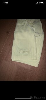 Zelený top guess - 2