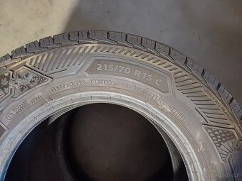 2celoroční pneu 215/70R15 C - 2