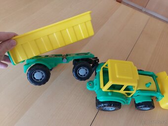 TRAKTOR NAKLADAČ S VLEKEM 50 CM - 2