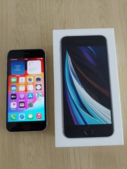 iPhone SE 2020 256 GB bílá nová baterie 100 % stav kompletní - 2
