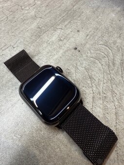 Apple Watch 8, ocelové, cellular, 41mm - 2