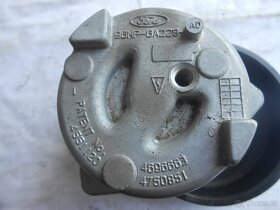 Ford Fiesta Puma napínací kladka řemenu 1,25 1,4 1,6 NOVÁ - 2