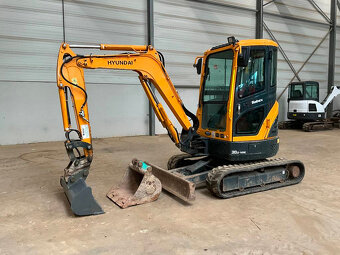 Prodám minibagr Hyundai 30Z-9 - 2