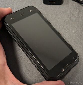 Aligator RX460 extremo černý, dual SIM, outdoorový - 2