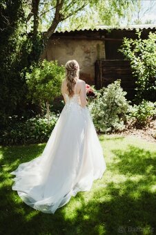 💍 Svatební šaty s vlečkou, velikost M – jako nové 💍 - 2
