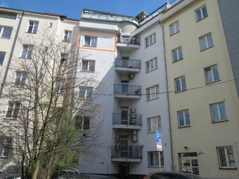 Prodej bytu 1+kk 29 m² Praha 9 - Jandova - 2