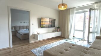 Pronájem bytu 2+1 s balkonem, Uherský Brod - 2
