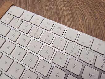original Apple klávesnice CZ bezdrátová - 2