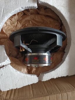 Prodám subwoofer Hifonics 12 - 2