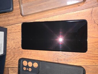 Prodam S21 ultra 256 GB - 2