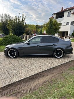BMW e90 330i mpaket - 2