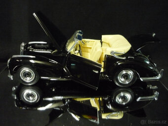 Mercedes Benz 300 S 1955 Maisto 1/18 - 2