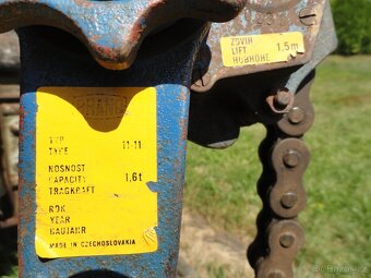 Prodám funkční řetězový pákový zvedák - 2