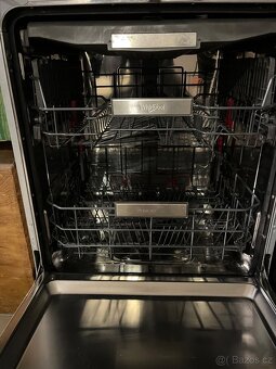 Plně integrovaná myčka nádobí Whirlpool WIP 4O32 PF E - 2