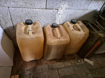 Kanystry na pohonné látky - 2