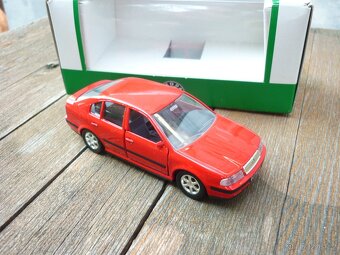 KADEN ŠKODA OCTAVIA -PRVNÍ GENERACE NEHRARNÁ - 2