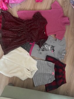 Holčičí oblečení 116-122 (6-8 let) - 2