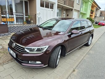 Volkswagen Passat - 2