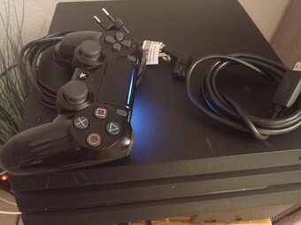 PlayStation 4 pro - 2