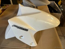 Yamaha N Max 125 přední blatník - 2