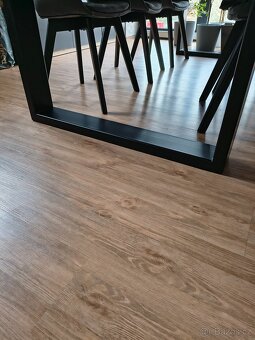 Lepená vinylová podlaha - 2