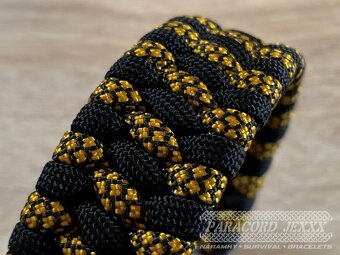 Paracord náramek (20 cm) gold - black - 2