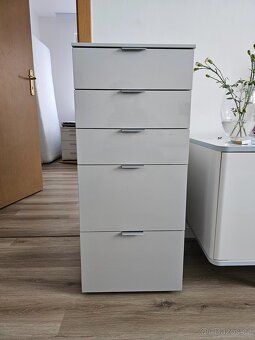 Komoda se šuplíky 2ks - 2