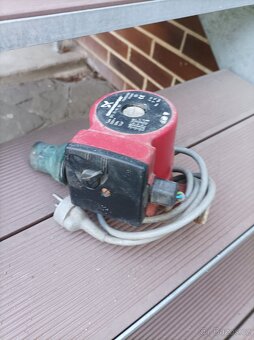 Oběhové čerpadlo Grundfos - 2