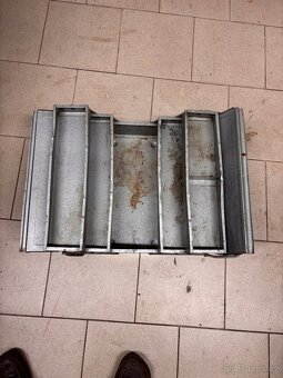 Box na naradi- basa- poradac - 2