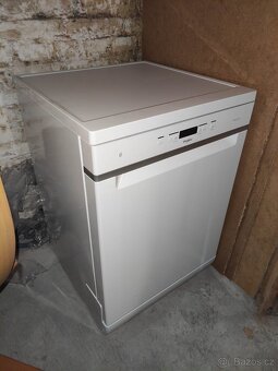 Myčka nádobí Whirlpool WFC 3C33 PF - 2