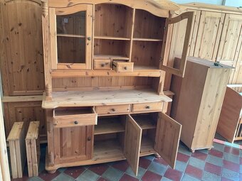 Vitrina borovice masív 2 x šuplík - 2