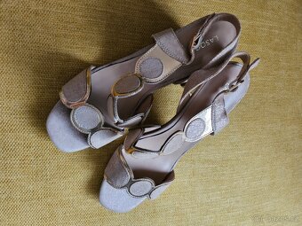Dámské nové kožené sandály Lasocki - 2