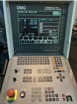 Obráběcí centra - pětiosá DMU 60T - 2