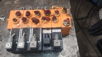 Hydraulický rozvaděč Danfoss PVG 32 - 2