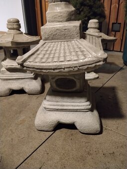 Zahradní šocha asie - 2