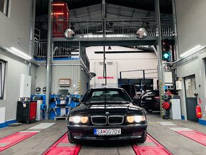 BMW Rad 7 740 i E38, Alcantara + originál fabrický M- Paket - 2