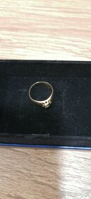 Zlatý prsten s briliantem - 2