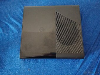 PRODÁM XBOX 360 500GB - 2