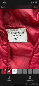 Červená vesta značky Terranova - 2