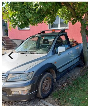 Mitsubishi Space wagon - 2