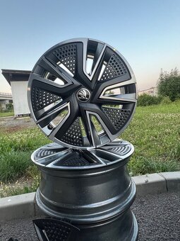 Alu kola + poklice 5x100 Škoda Fabia 2024, Polo, Ibiza - 2