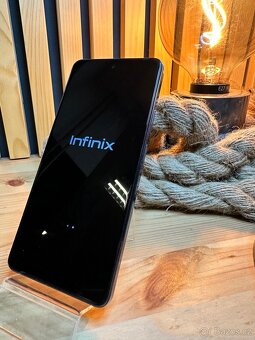 Infinix Hot 40 Pro 16/256GB, Záruka 10/2026 - 2