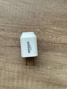 USB nabijacka - amazon USA - 2