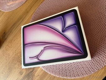 iPad 11 M3 2025, 128gb nový - 2