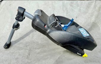Maxi cosi sedacka (vajicko) vcetne isofix zakladny - 2