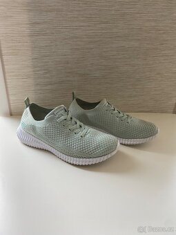 Botasky Skechers vel. 38 - 2