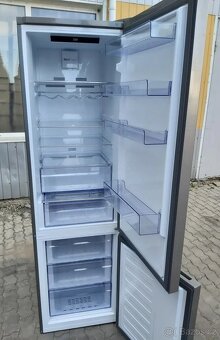 Lednička Beko RCNA406E40ZXB A+++ No Frost 2 m - 2