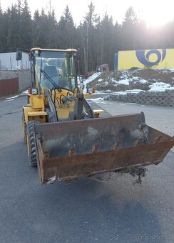 Čelní nakladač Volvo L30g - 2